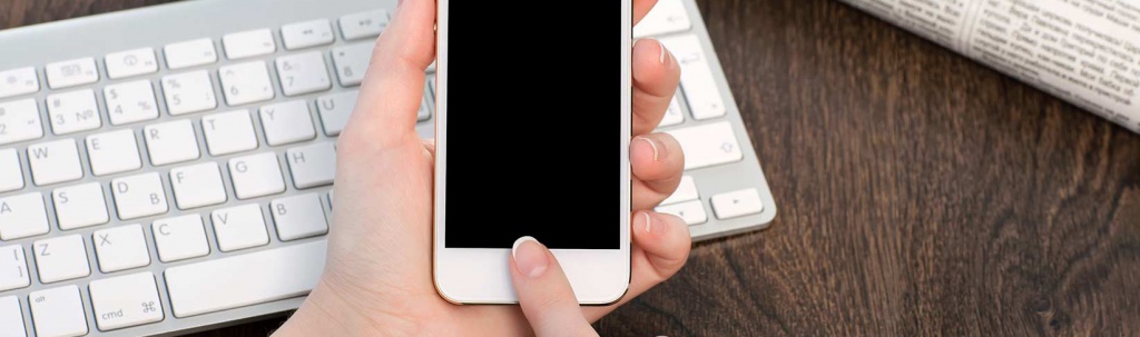 telefon-700x467.jpg telefon-700x467.jpg